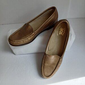 SAS Bronze-Gold Tripad Comfort Foot Bed Loafers ~ An American Classic! Sz 7.5 S